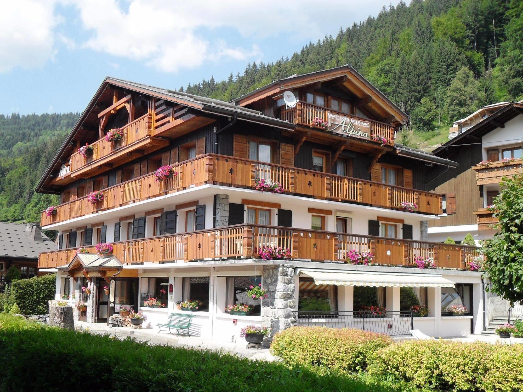 Hotel Alpina Morzine Exterior photo