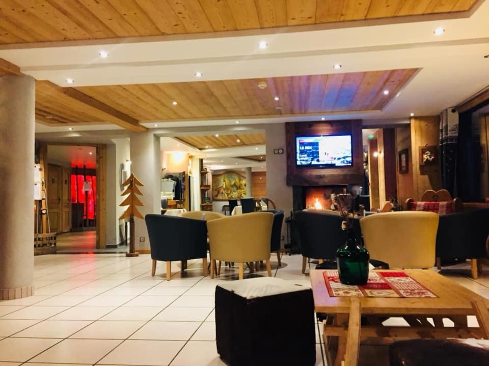 Hotel Alpina Morzine Exterior photo
